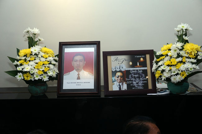 sosok-capt-michael-bernad-di-mata-rekan