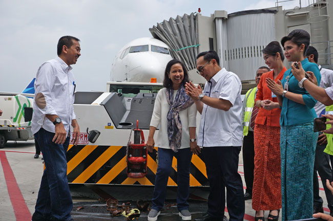 menteri-bumn-resmikan-penerbangan-langsung-jakarta-labuan-bajo