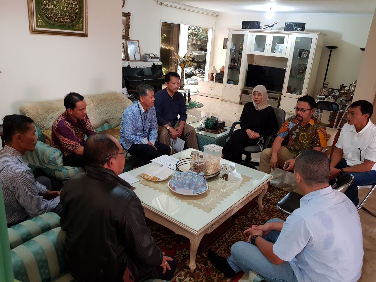 garuda-indonesia-serahkan-hak-kepada-keluarga-capt-iman-priatna-tardan