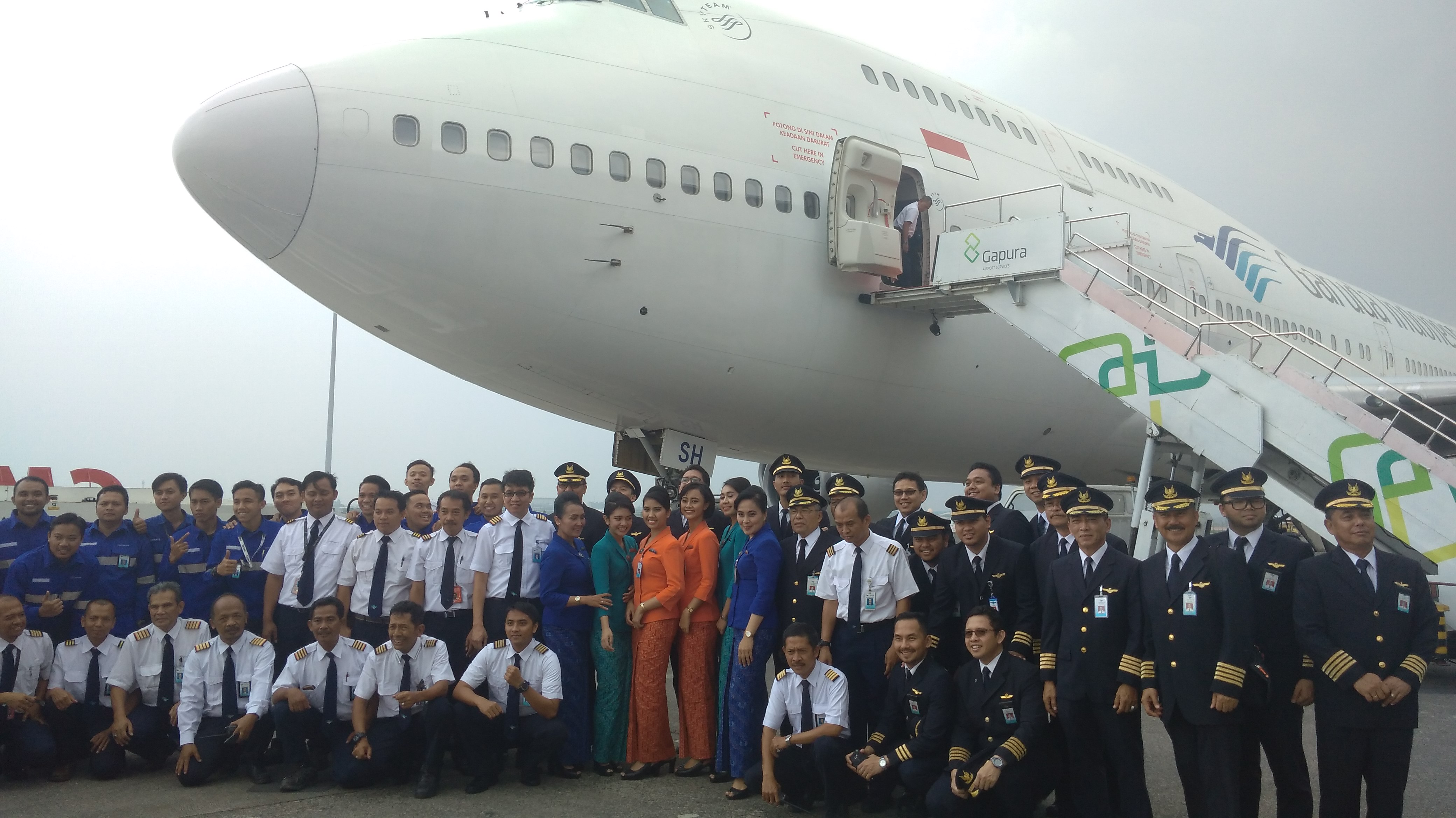 garuda-indonesia-pensiunkan-pesawat-boeing-747-400-terakhirnya