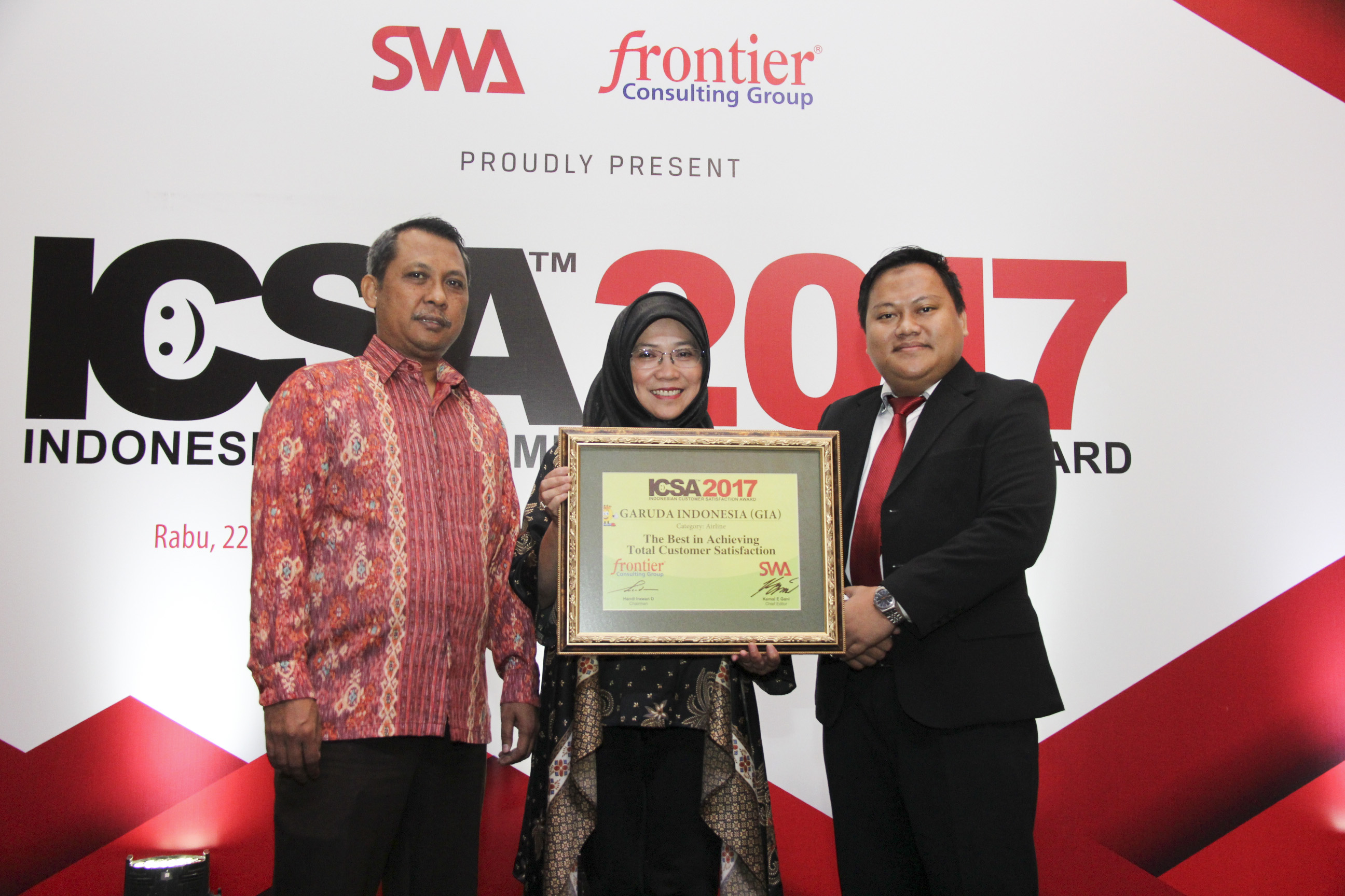 garuda-indonesia-kembali-raih-indonesia-customer-satisfaction-award-icsa-ke-18
