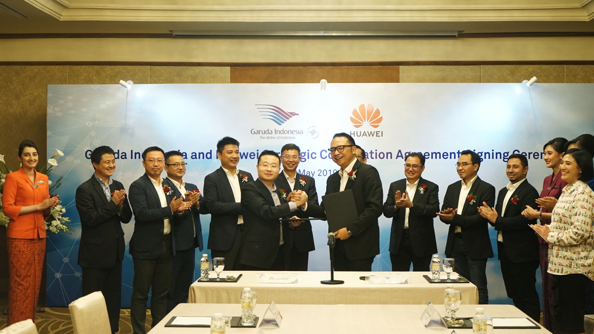 garuda-indonesia-jajaki-kerjasama-pengembangan-teknologi-bersama-huawei-tech-investment