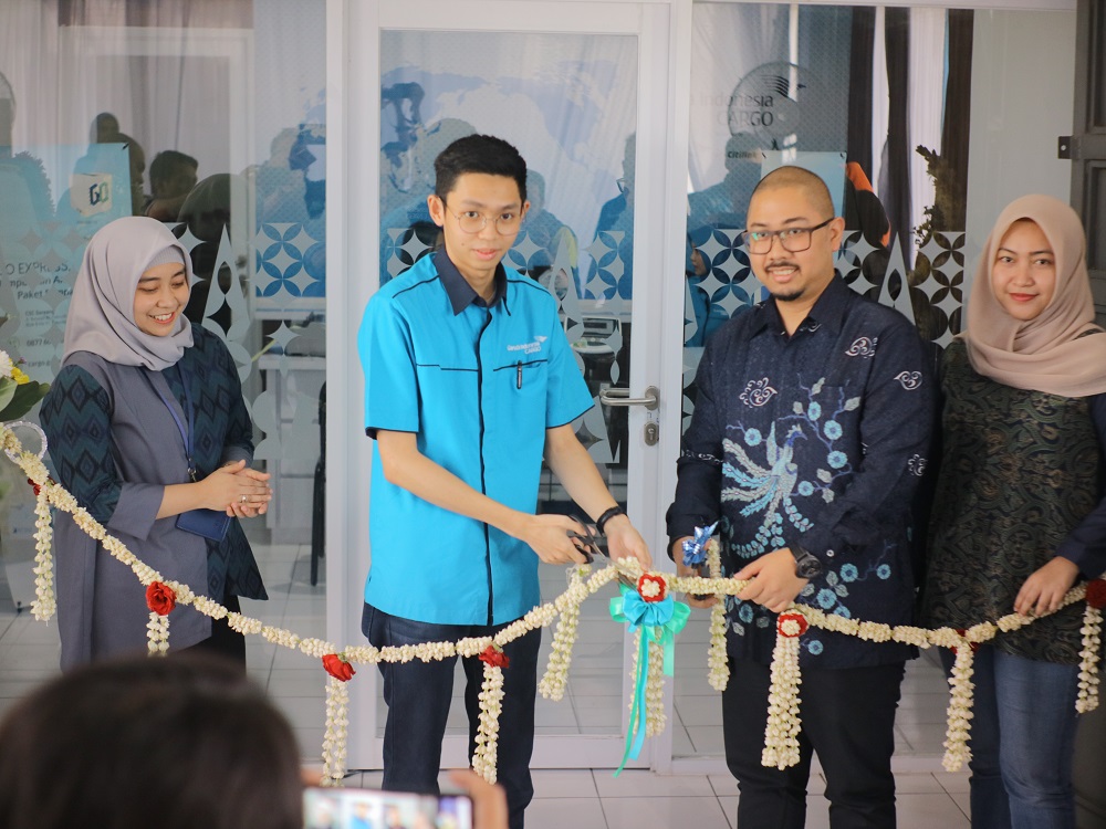 garuda-indonesia-resmikan-cargo-service-center-csc-ke-132-di-bandung