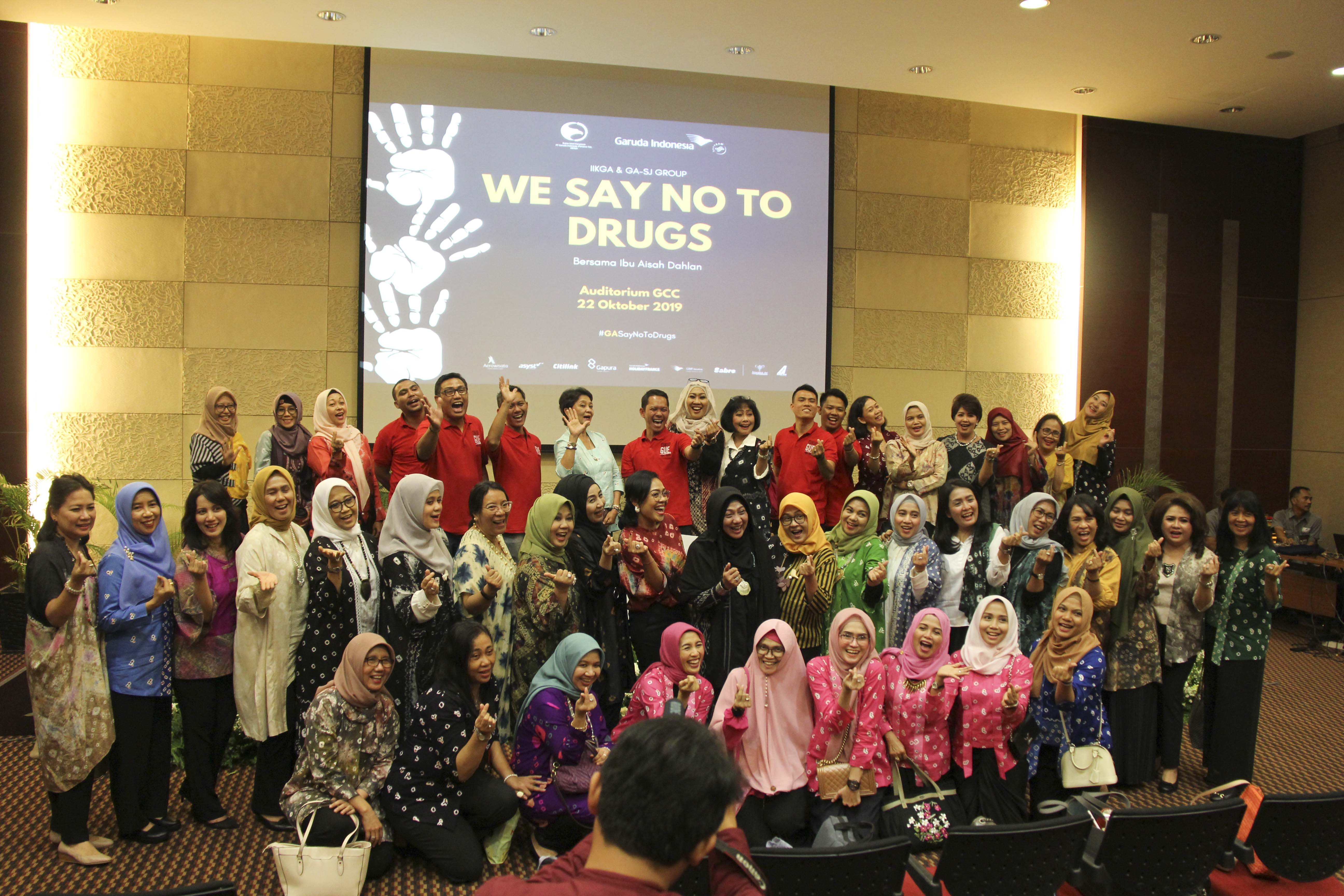 ikatan-istri-karyawan-garuda-indonesia-gelar-seminar-anti-narkoba