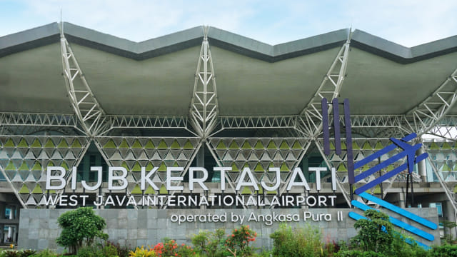 bandara-kertajati-akan-jadi-pusat-logistik-e-commerce