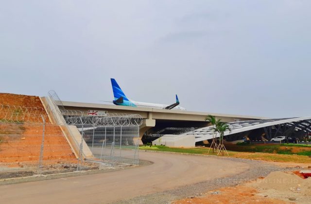 alami-penurunan-penumpang-garuda-terimbas-harga-tiket