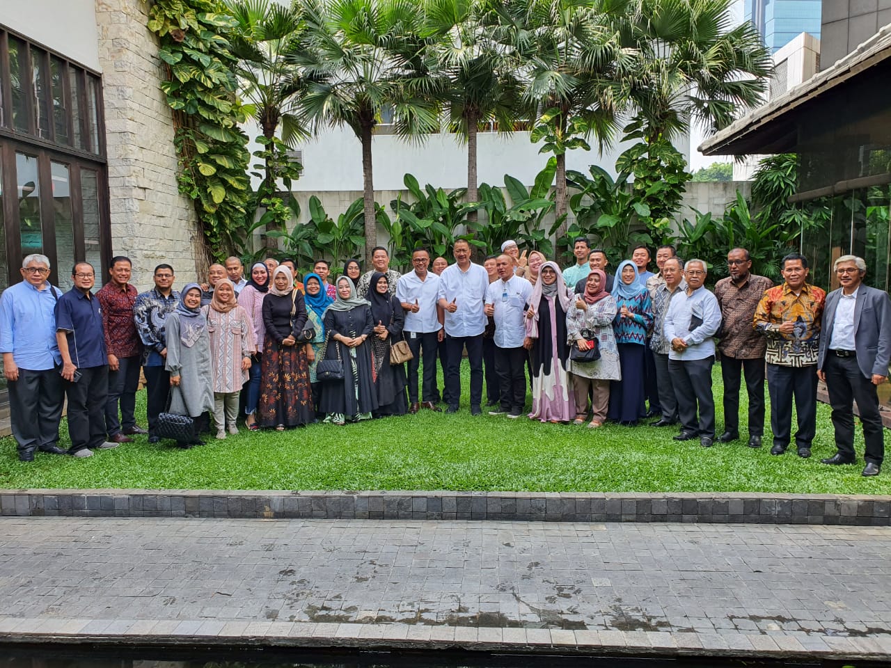 garuda-indonesia-buka-kesempatan-kerja-sama-dengan-seluruh-agen-travel-haji-khusus-dan-umrah